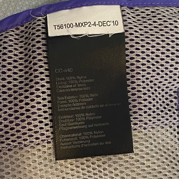 Marmot Girls Purple Lightweight Rolled Up Hooded Jacket Size XL - Picture 9 of 12